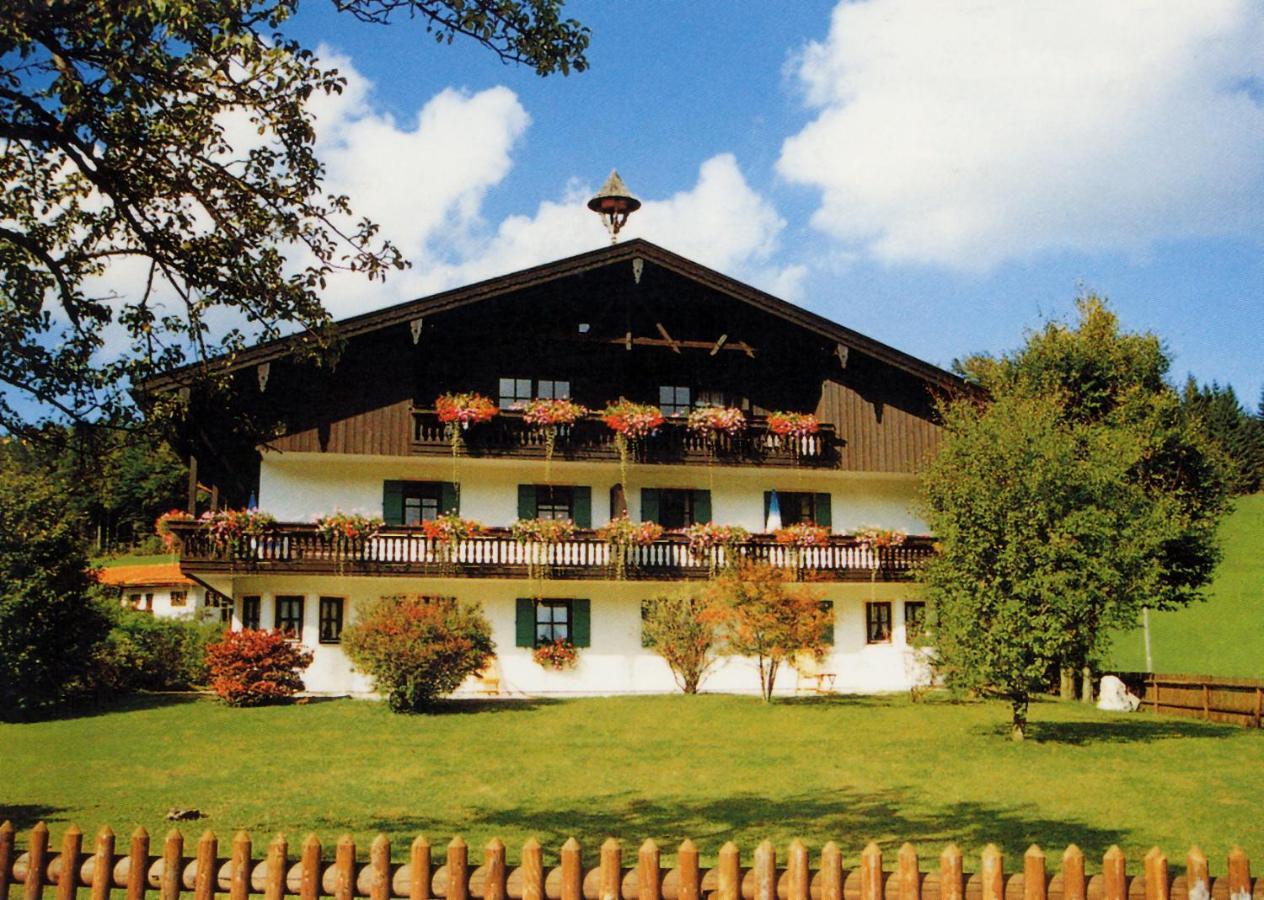 Gschwendtnerhof App22 Boehm Daire Aschau im Chiemgau Dış mekan fotoğraf